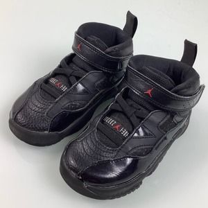 Jordan Jumpman Two Trey Black University Red toddler SZ 8C